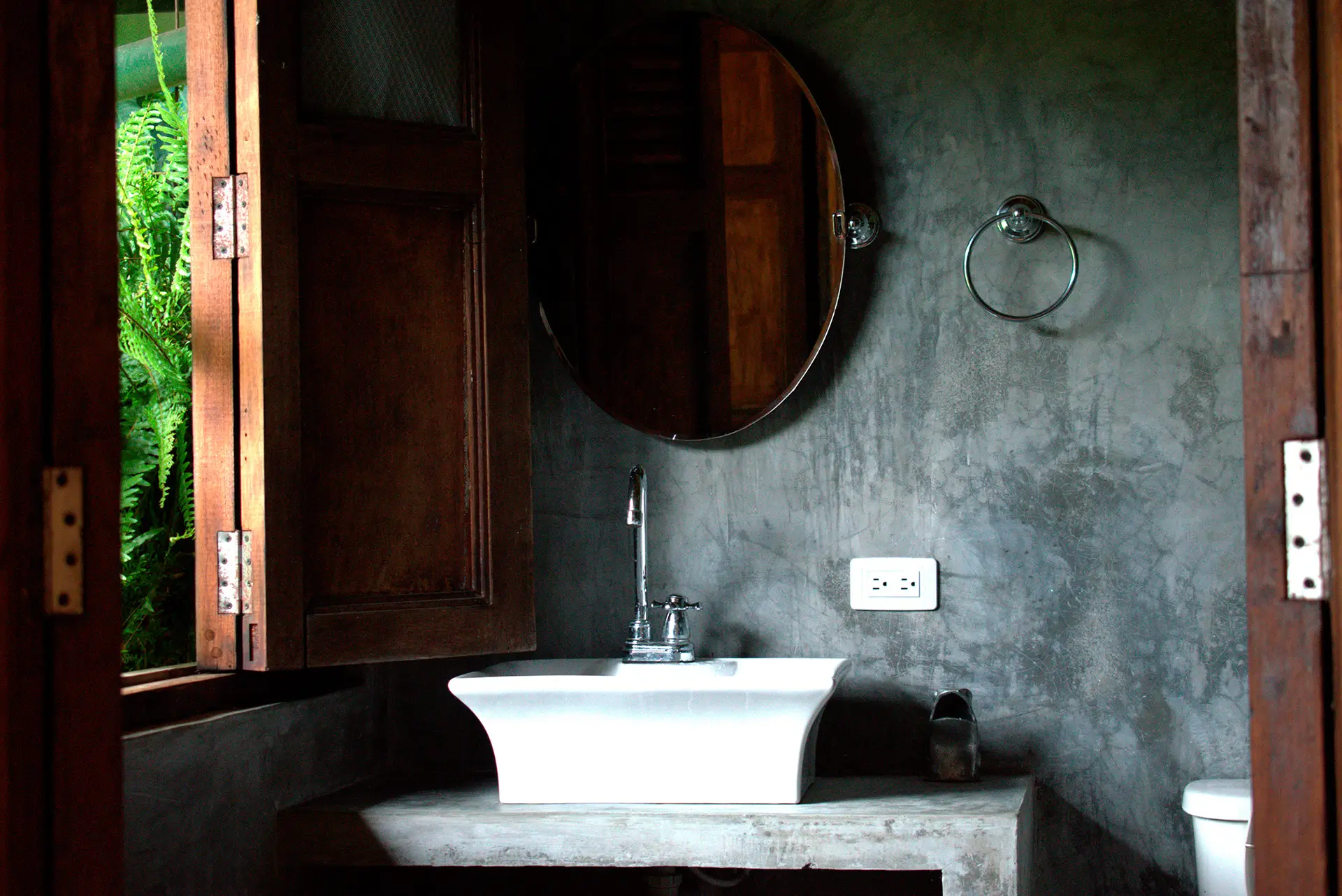 Baño privado minimalista